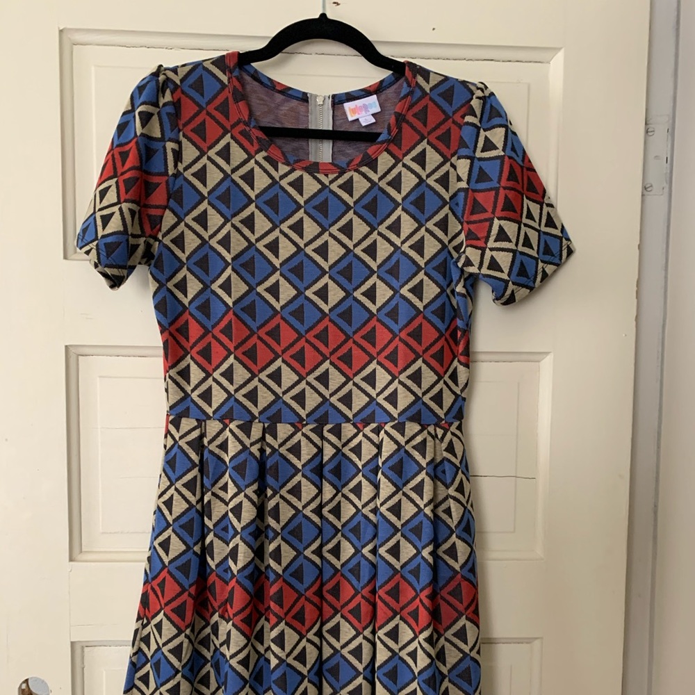 LuLaRoe Amelia